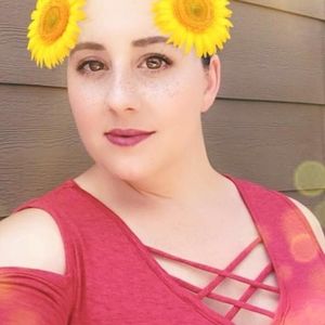 Meet your Posher, Alyssa